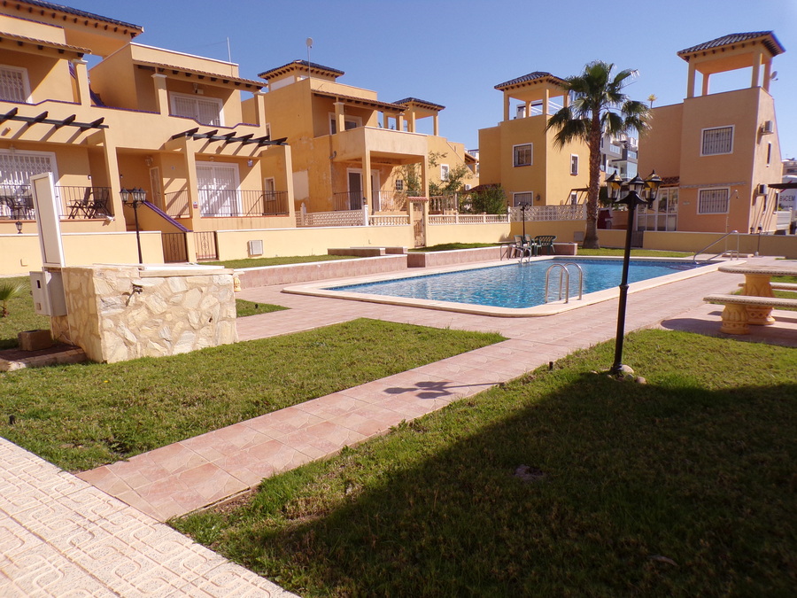 SUN571: Semi Detached Villa for rent in Villamartin ,Lomas de Golf
