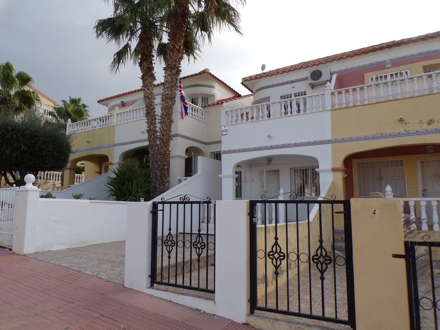 SUN588: Townhouse for rent in Villamartin