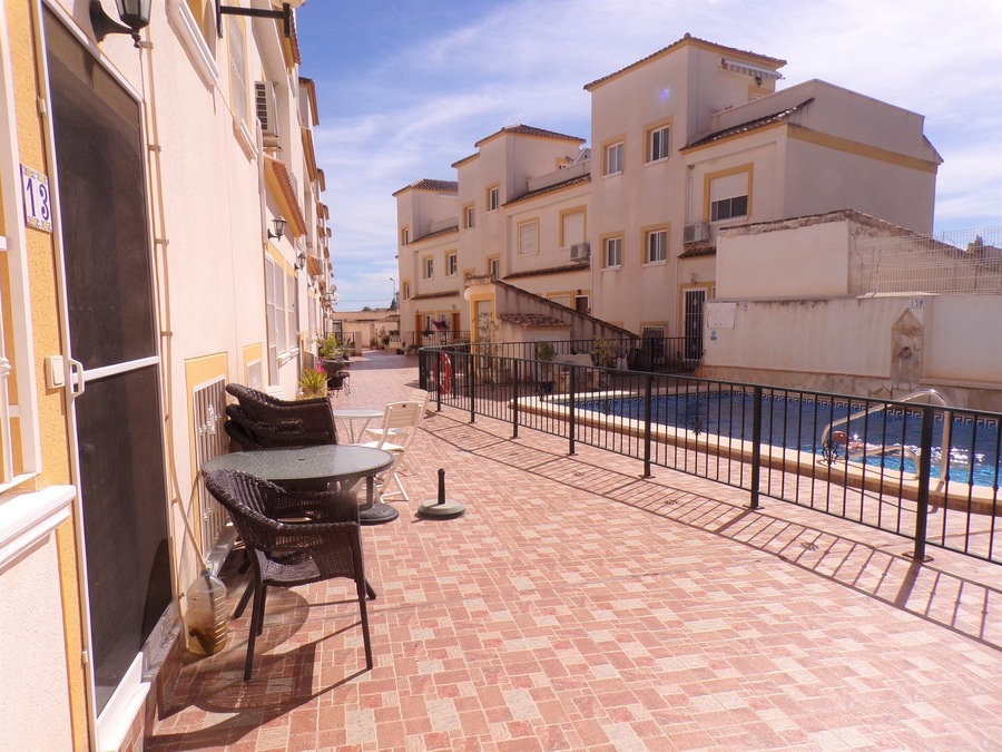 SUN606: Town house for rent in Torremendo