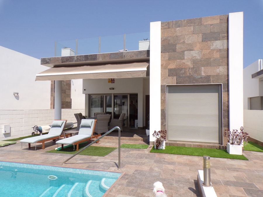 SUN703: Villa for sale in Villamartin ,Pau8