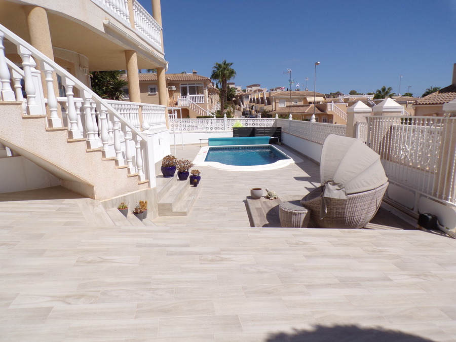 SUN712: Villa for sale in Villamartin ,Monte Golf