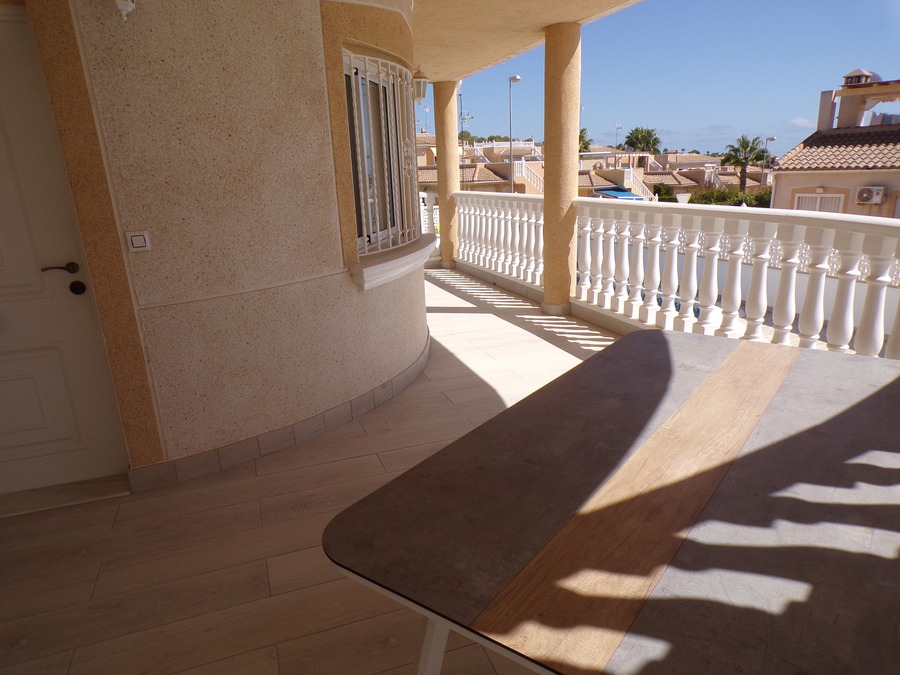 SUN712: Villa for sale in Villamartin ,Monte Golf