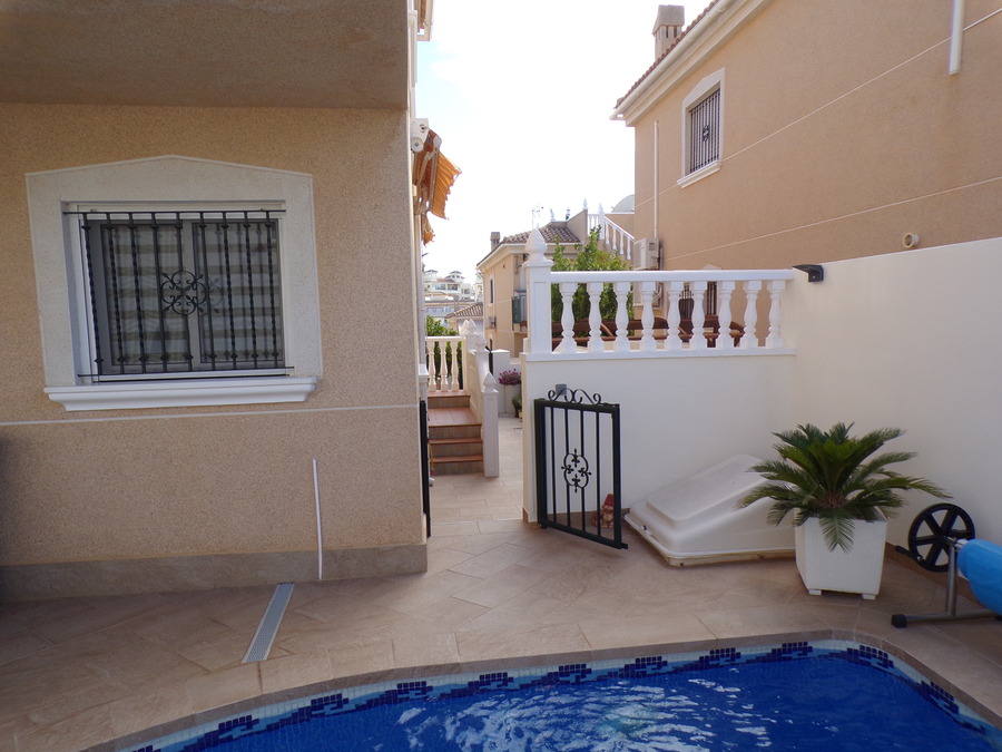 SUN714: Villa for sale in Villamartin ,Monte Golf