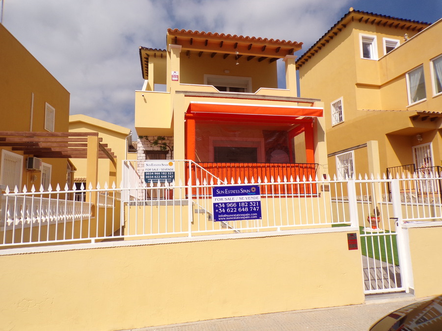 SUN715: Villa for sale in Villamartin ,Villamartin