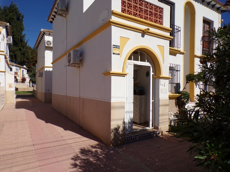SUN720: Apartment for sale in Villamartin ,Eagles Nest