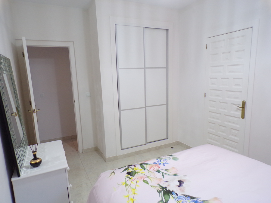 SUN727: Villa for sale in Villamartin