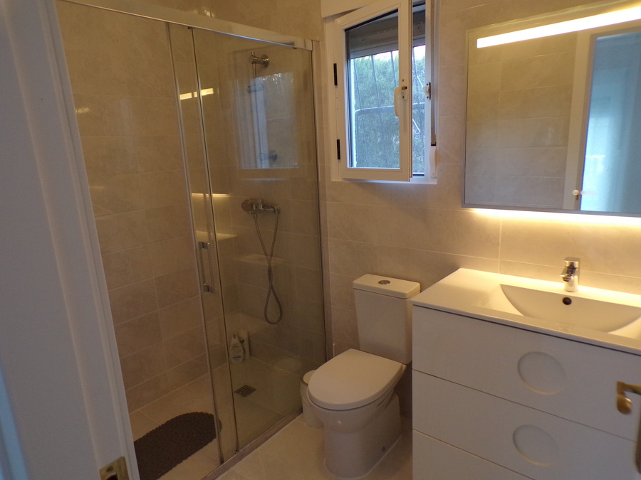 SUN727: Villa for sale in Villamartin