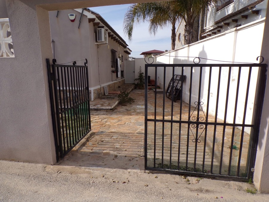 SUN733: Detached Villa for rent in San Miguel de Salinas ,Eagles Nest