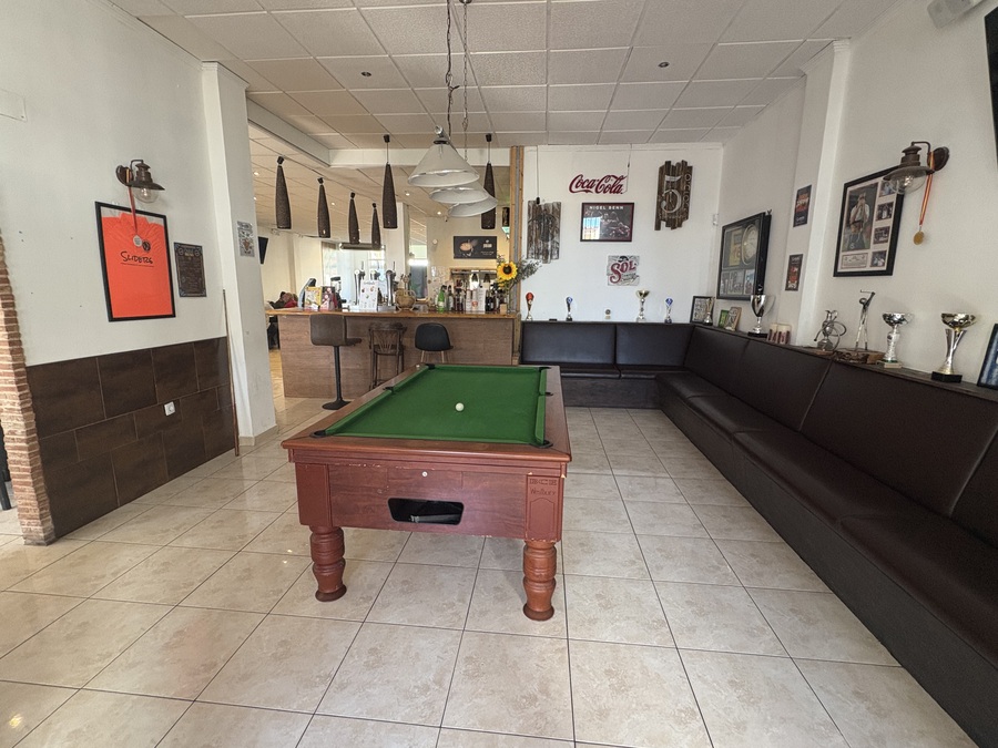 SUN740: Commercial for rent in Villamartin ,El Galan