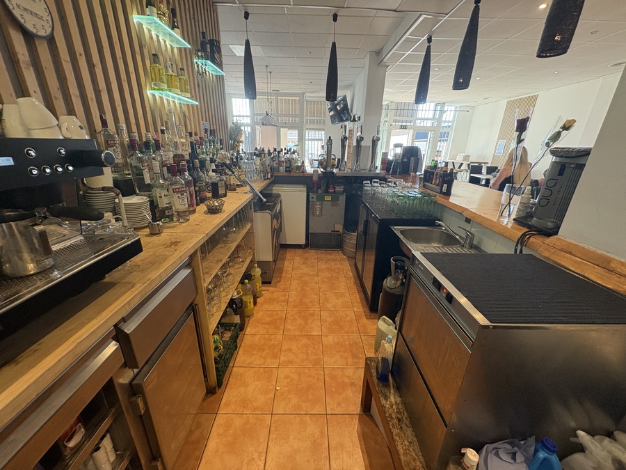 SUN740: Commercial for rent in Villamartin ,El Galan