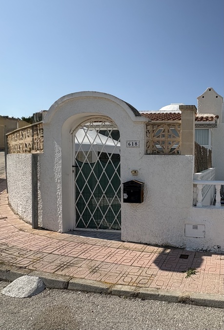 SUN741: Bungalow for sale in San Miguel de Salinas ,Blue Lagoon