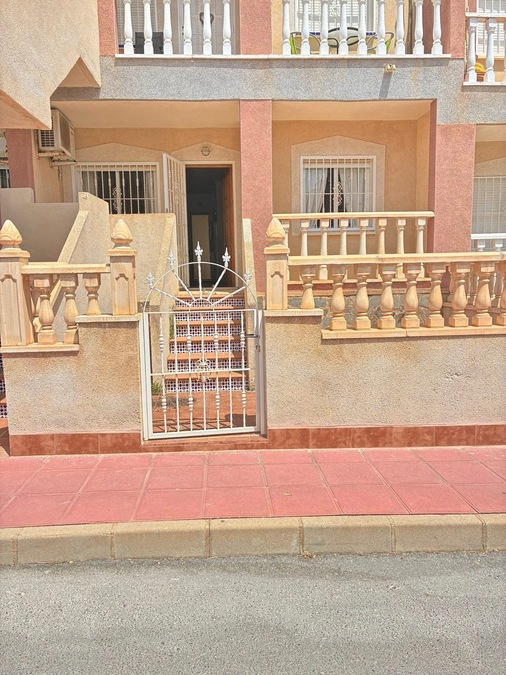 SUN753: Apartment Ground Floor Apartment for sale in Villamartin ,Florida Golf