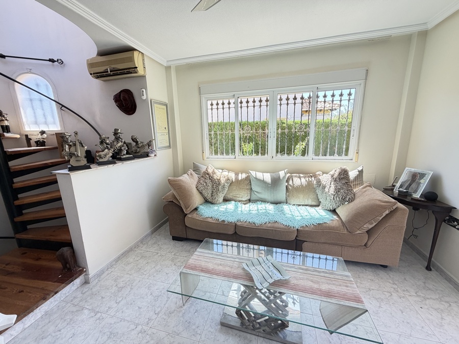 SUN754: Villa for sale in Villamartin ,PINADA GOLF 2