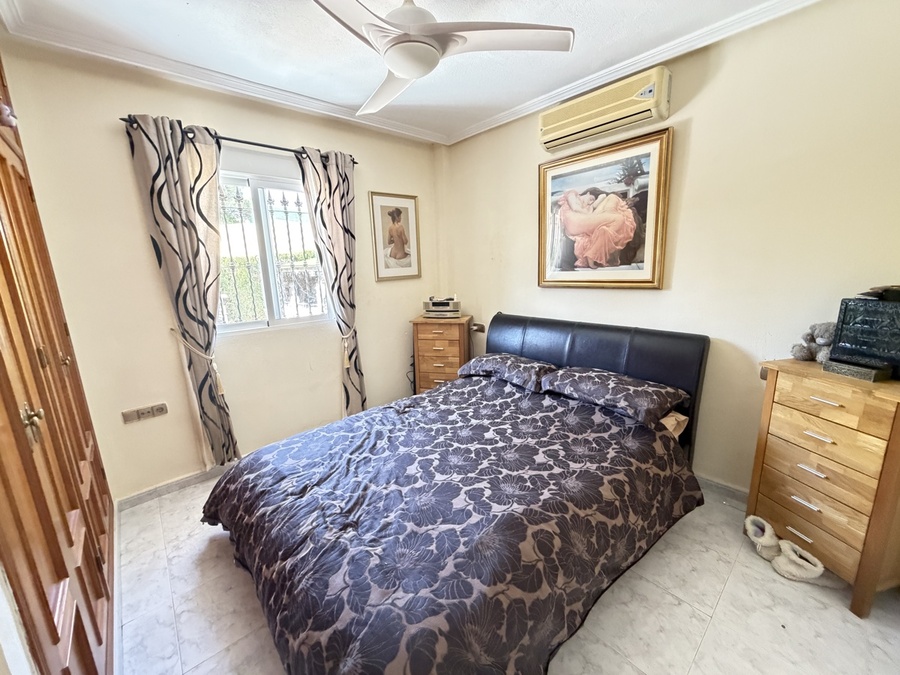 SUN754: Villa for sale in Villamartin ,PINADA GOLF 2