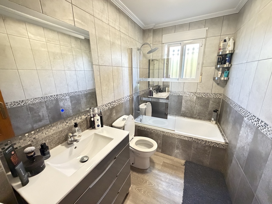 SUN754: Villa for sale in Villamartin ,PINADA GOLF 2