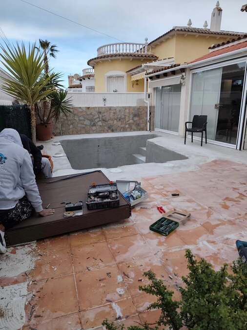 sun1: Restoration Project for rent in Villamartin