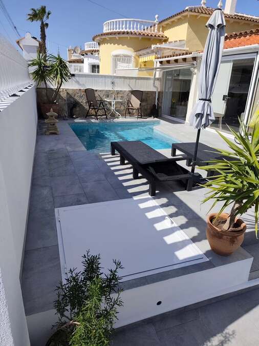 sun1: Restoration Project for rent in Villamartin