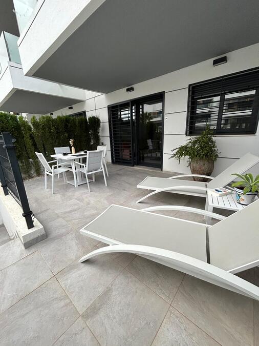 SUN757: Apartment for sale in Villamartin ,Las Philipinas