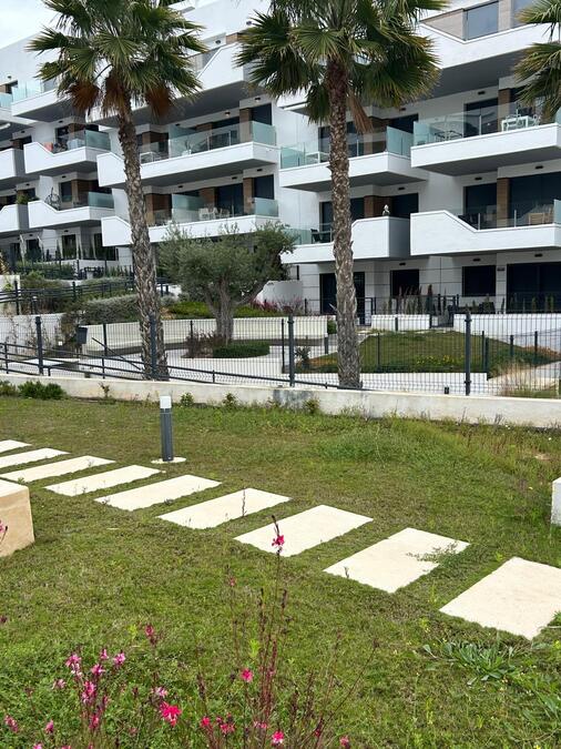 SUN757: Apartment for sale in Villamartin ,Las Philipinas