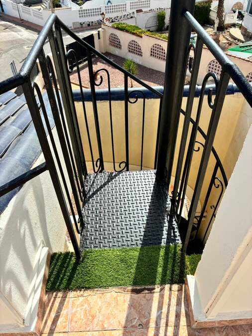 SUN800: Apartment for rent in Villamartin