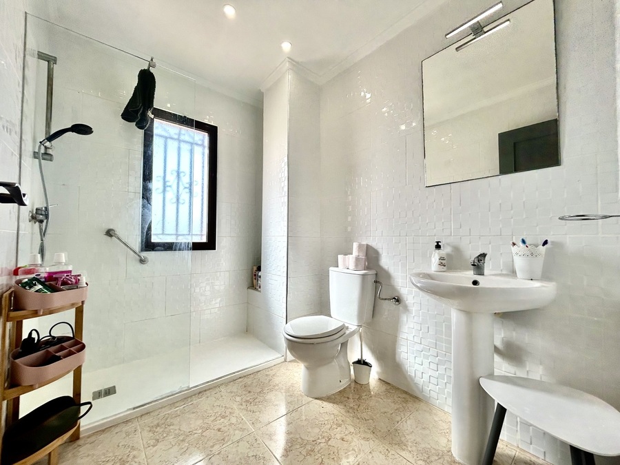 SUN760: Detached house for sale in San Miguel de Salinas ,Blue Lagoon
