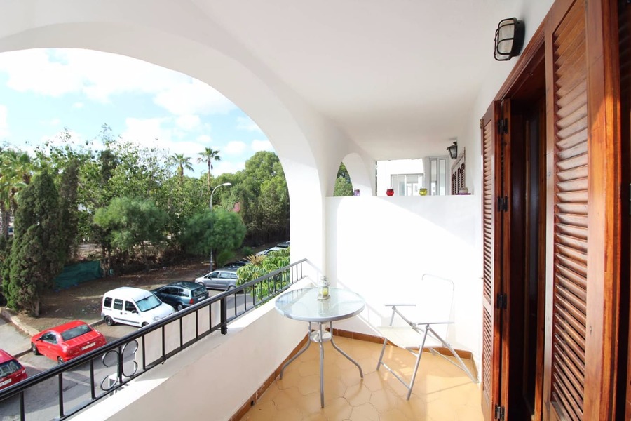 Ref SUN424 Apartment for sale in Villamartin ,Villamartin Plaza