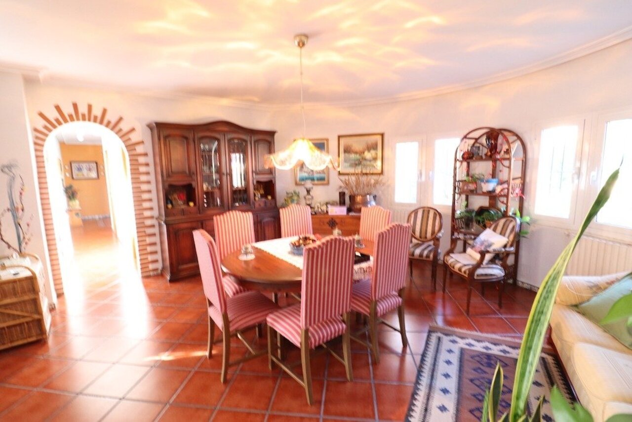 COR2511-2344: Villa for sale in Torrevieja