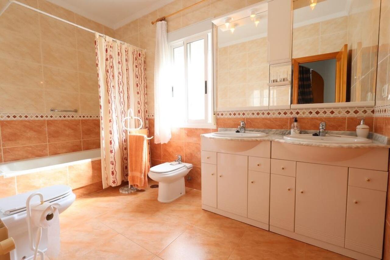 COR2870-2344: Villa for sale in Orihuela Costa
