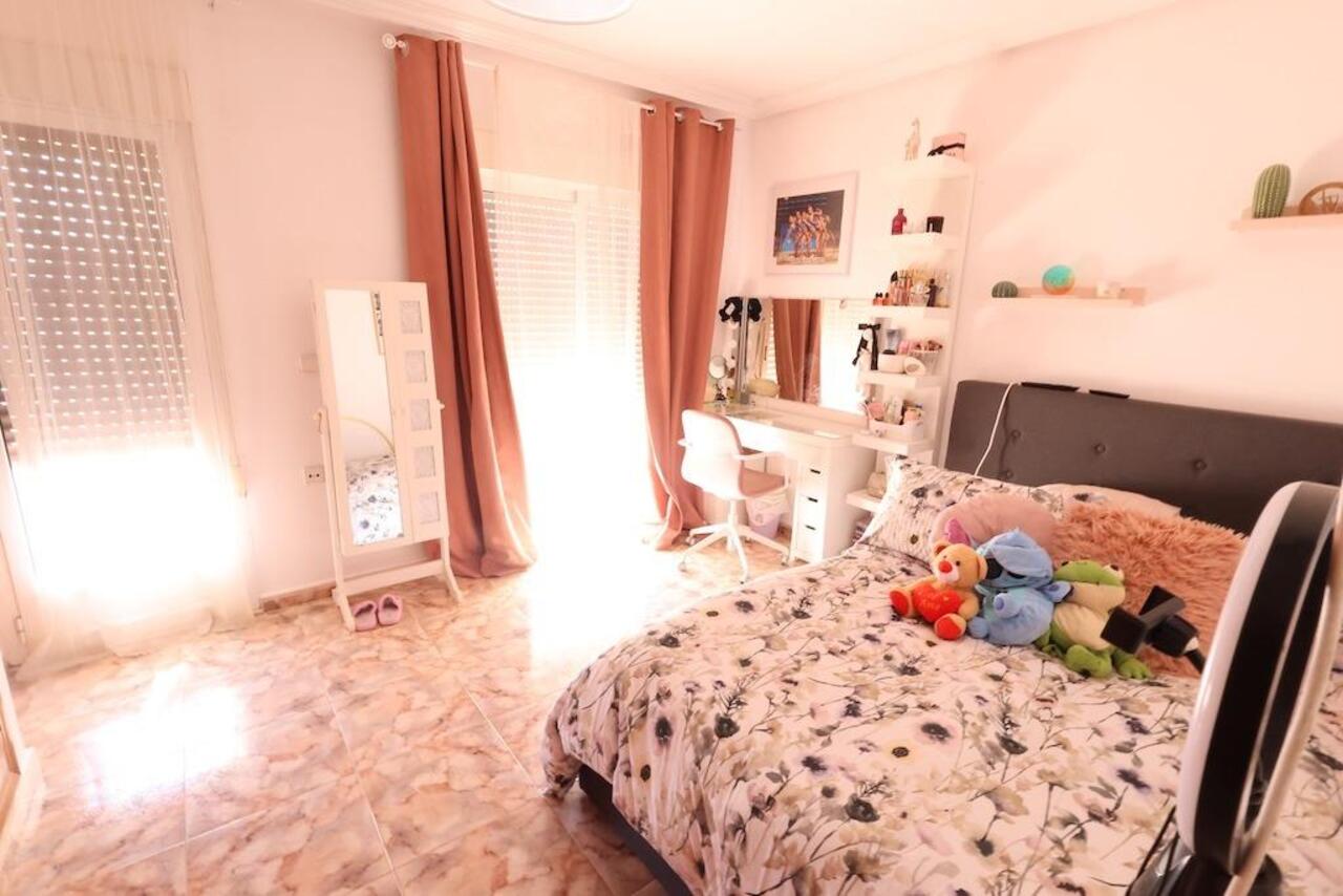 COR2881-2344: Business for sale in Orihuela Costa