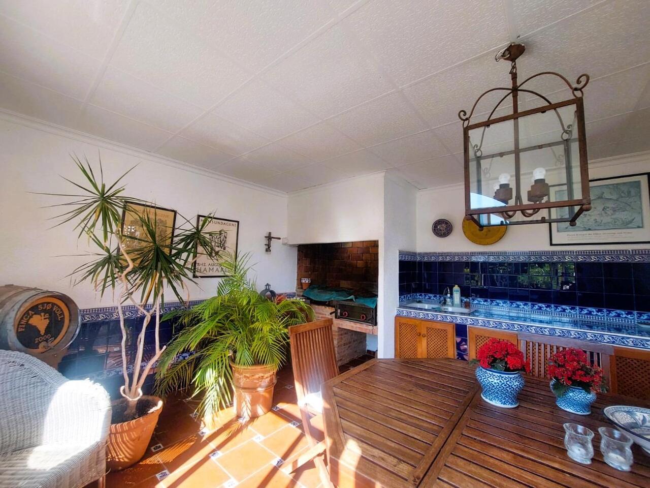 COR2896-2344: Masia for sale in La marina