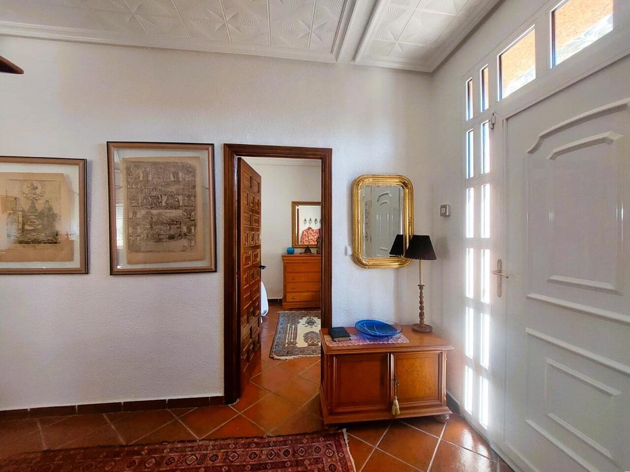 COR2896-2344: Masia for sale in La marina