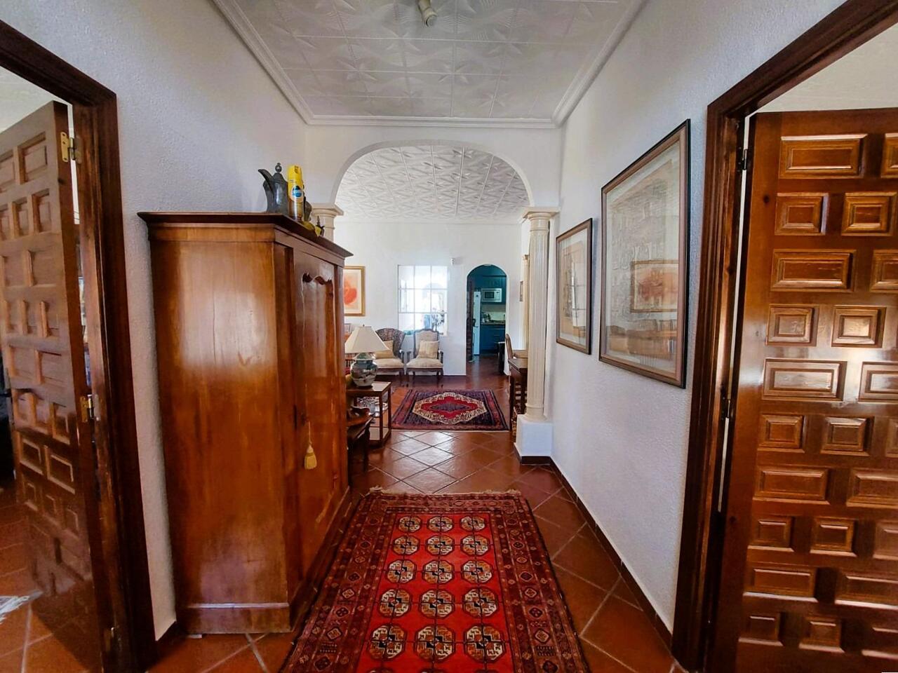 COR2896-2344: Masia for sale in La marina