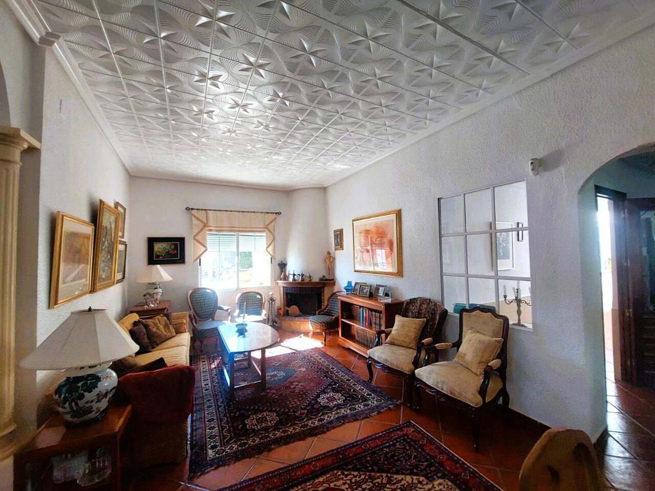 COR2896-2344: Masia for sale in La marina