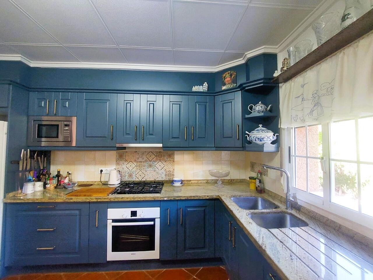 COR2896-2344: Masia for sale in La marina