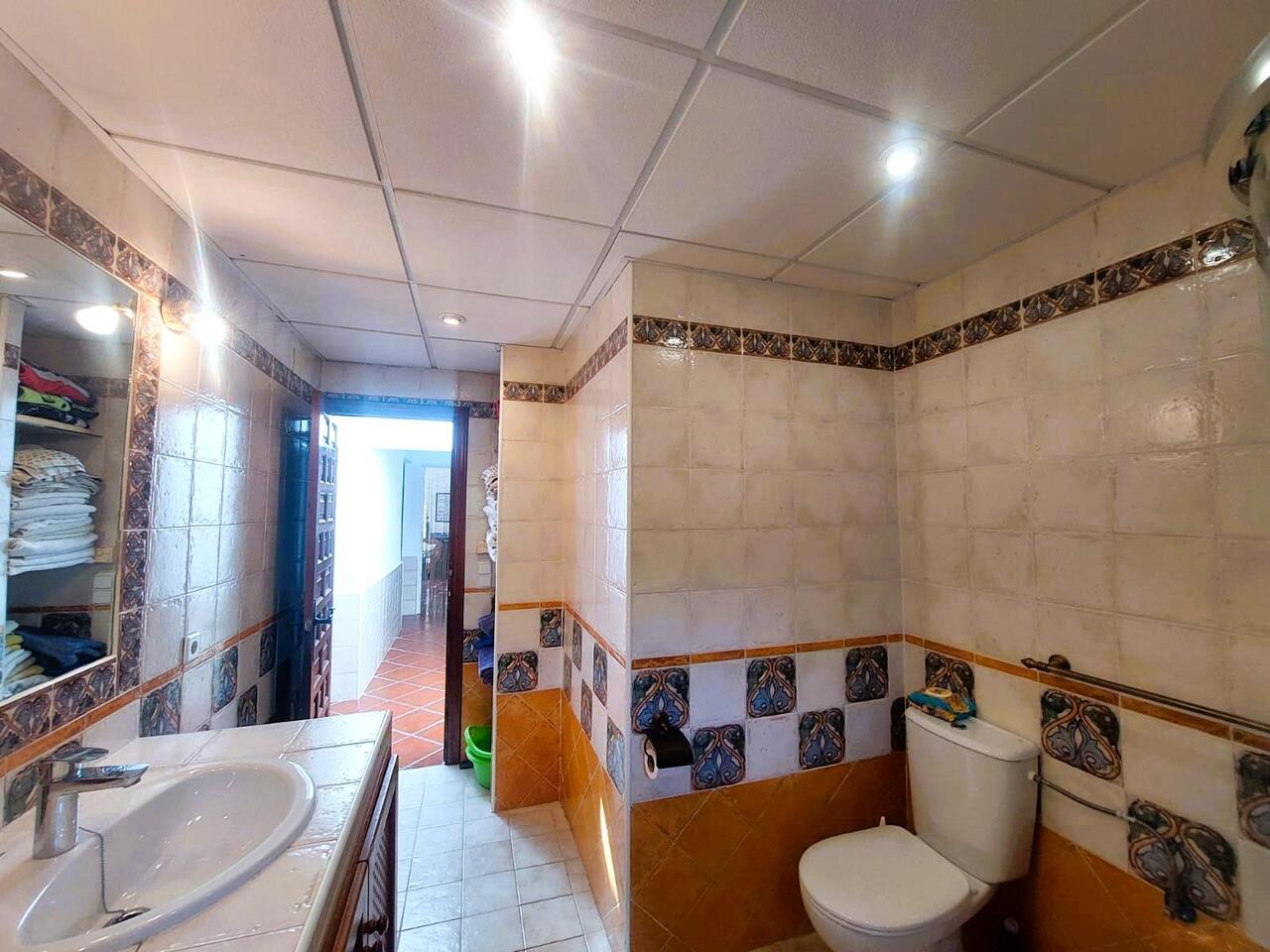 COR2896-2344: Masia for sale in La marina