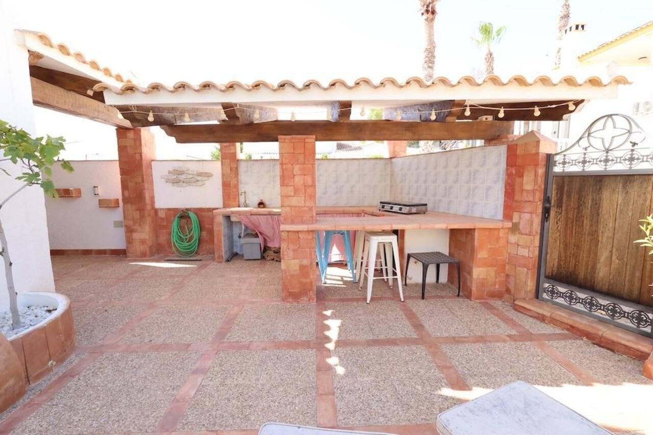 COR2910-2344: Villa for sale in Orihuela Costa