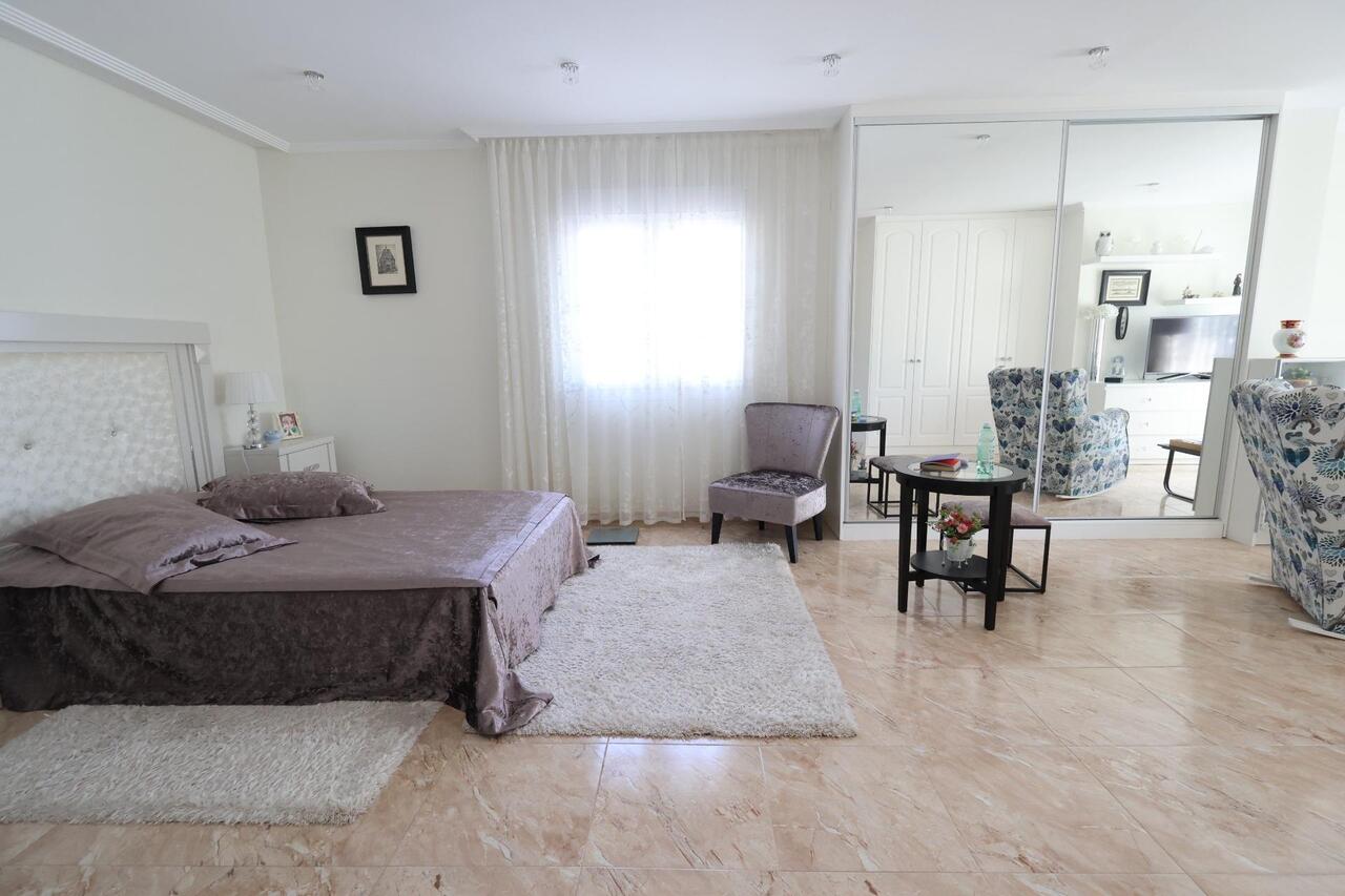 COR2944-2344: Villa for sale in Torrevieja