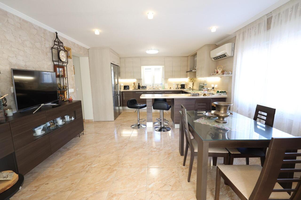 COR2944-2344: Villa for sale in Torrevieja