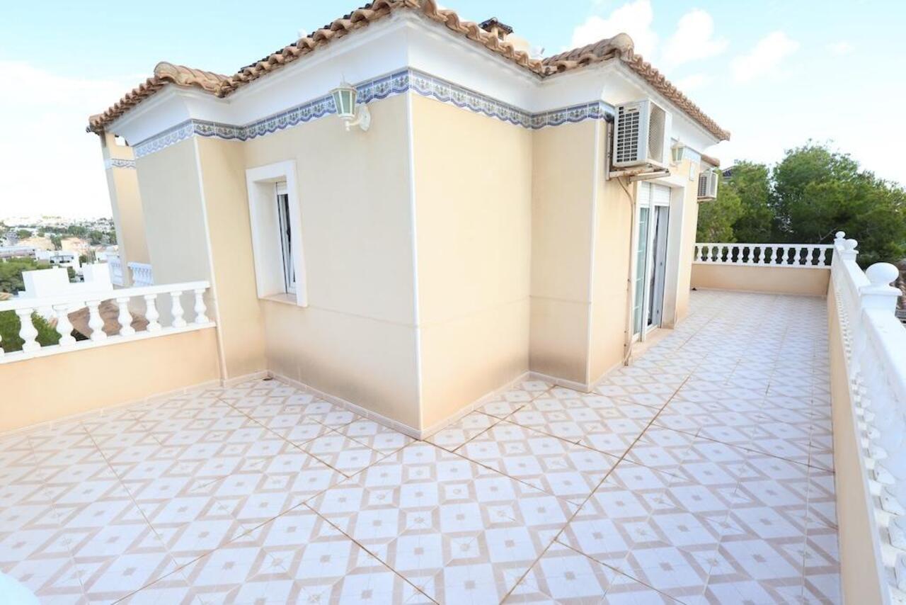 COR2946-2344: Villa for sale in Orihuela Costa