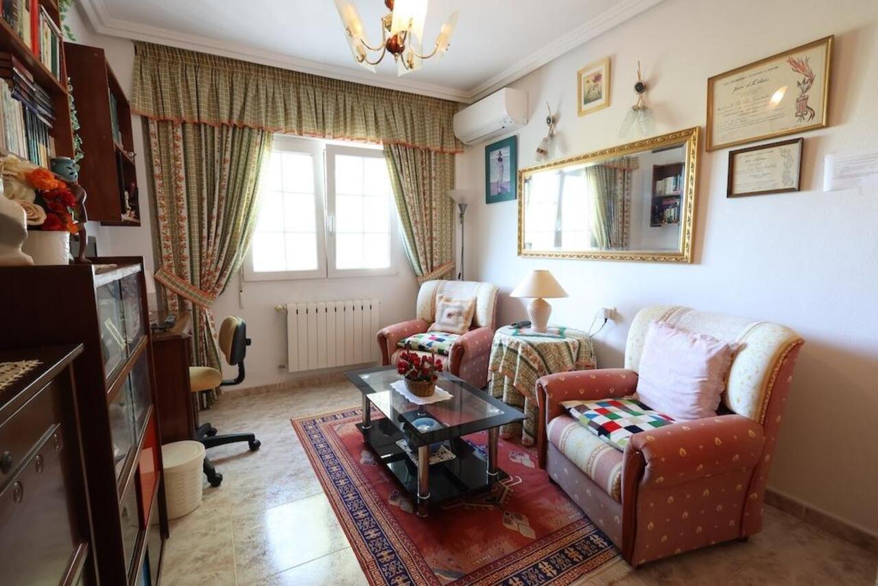 COR2946-2344: Villa for sale in Orihuela Costa