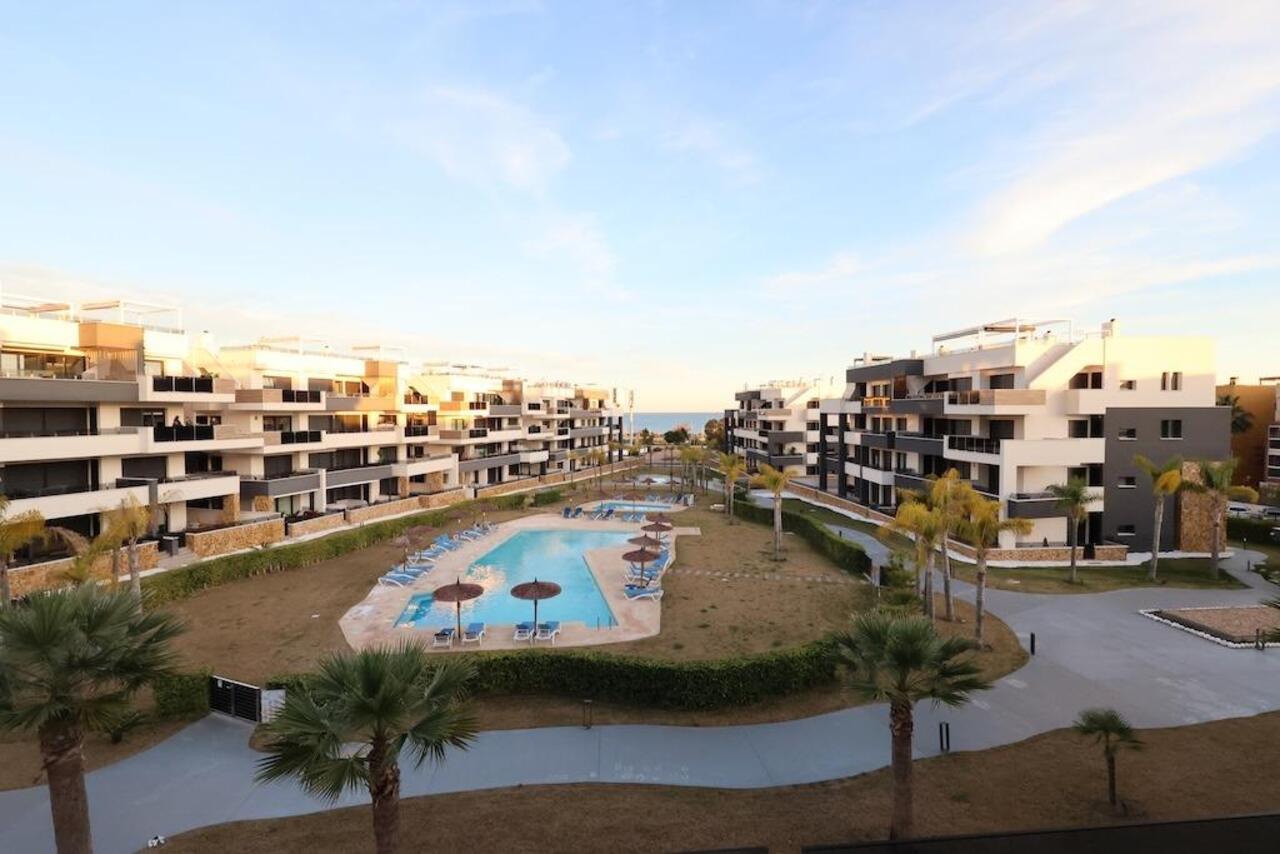 COR2958-2344: Apartment for sale in Orihuela Costa