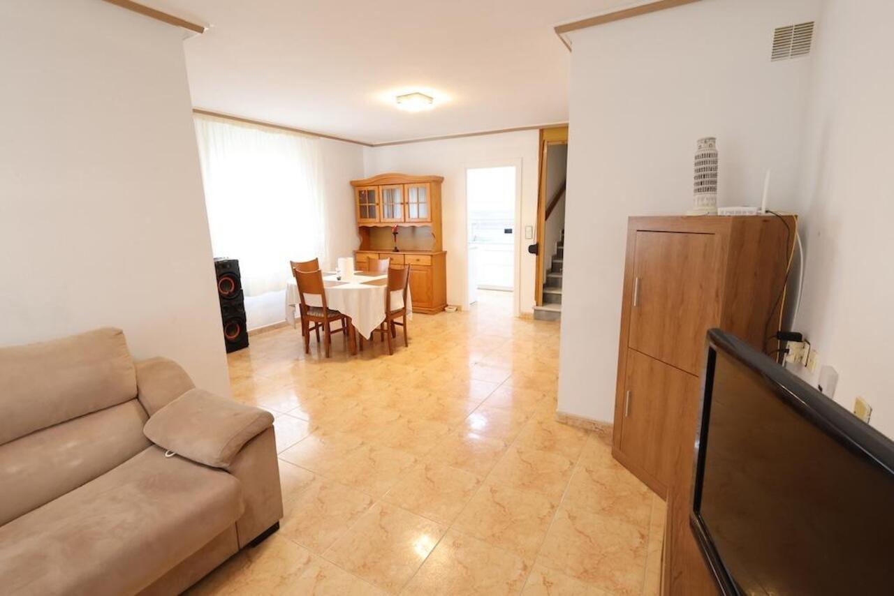 COR2967-2344: Terraced house for sale in Torrevieja