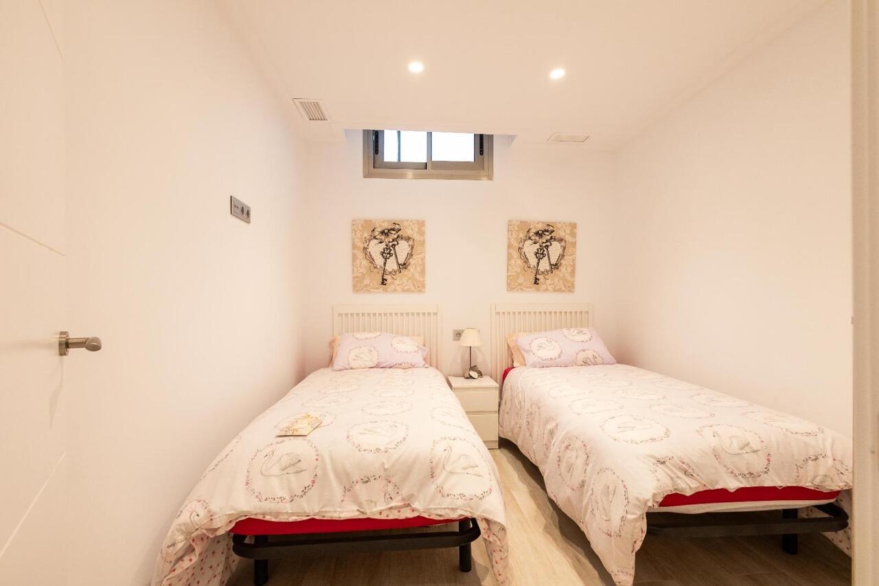 COR2977-2344: Villa for sale in Orihuela Costa