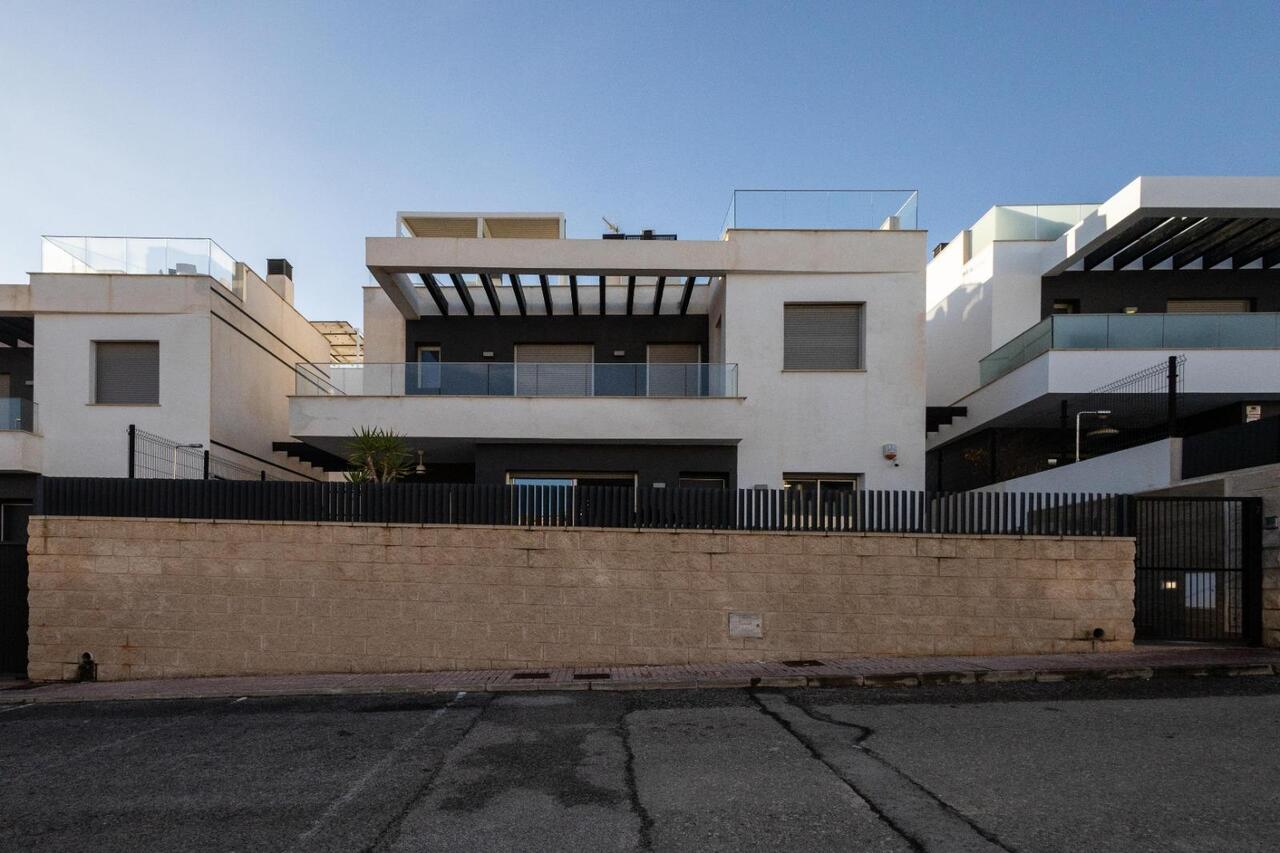 COR2977-2344: Villa for sale in Orihuela Costa