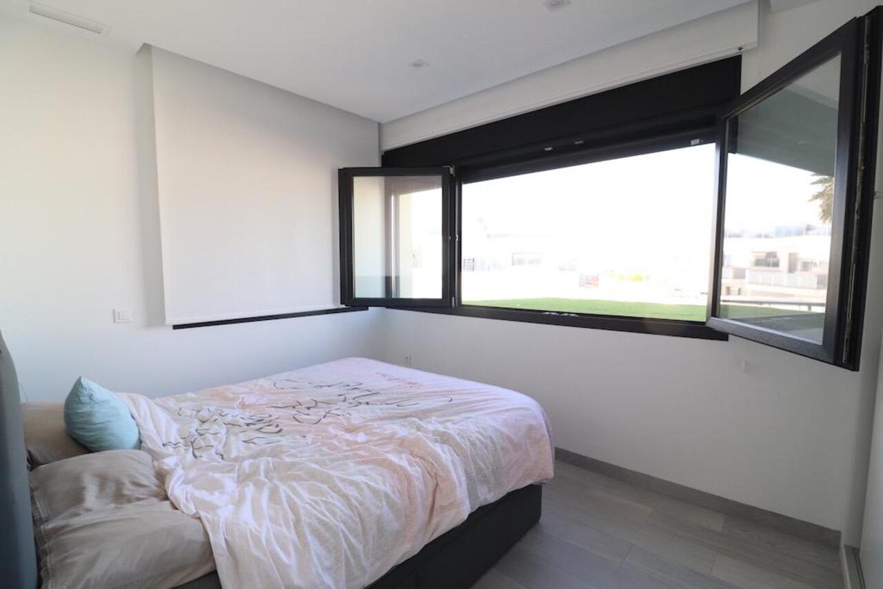 COR2979-2344: Villa for sale in Orihuela Costa