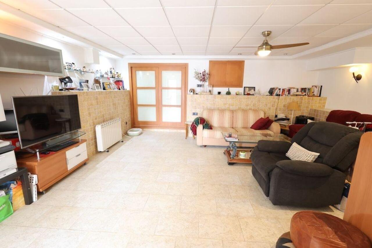 COR2982-2344: Duplex for sale in Cabo Roig