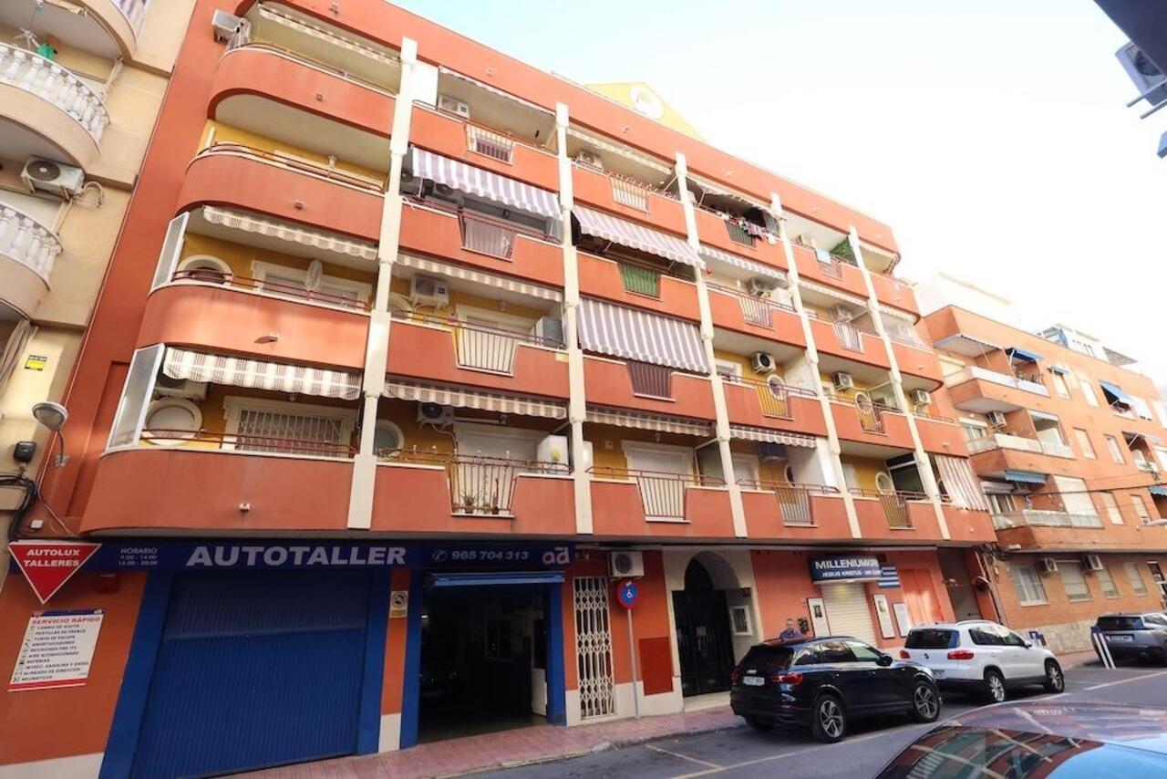 COR2984-2344: Apartment for sale in Torrevieja
