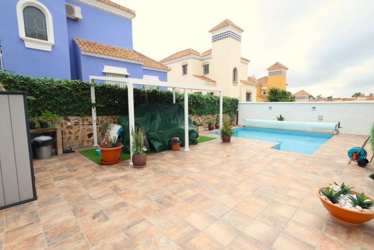 COR2956-2344: Villa for sale in San Miguel de Salinas