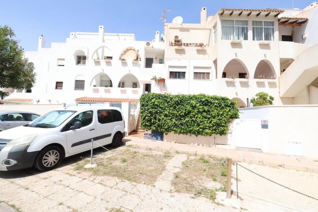 COR2990-2344: Bungalow for sale in Orihuela Costa