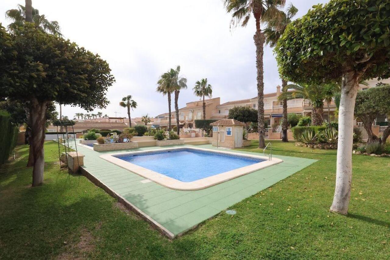 COR2993-2344: Duplex for sale in Rojales